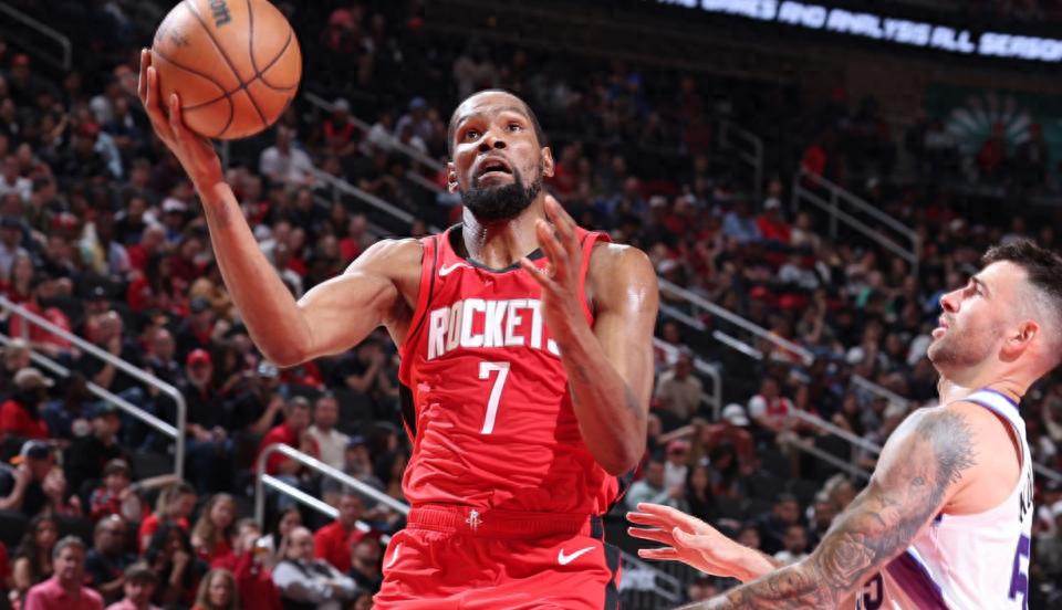 Rocket giành chiến thắng 5 trận liên tiếp, đánh bại Jazz một cách dễ dàng! Durant 25+5+6 chỉ chơi ba hiệp, Amen làm Smith Jr. bị thương
