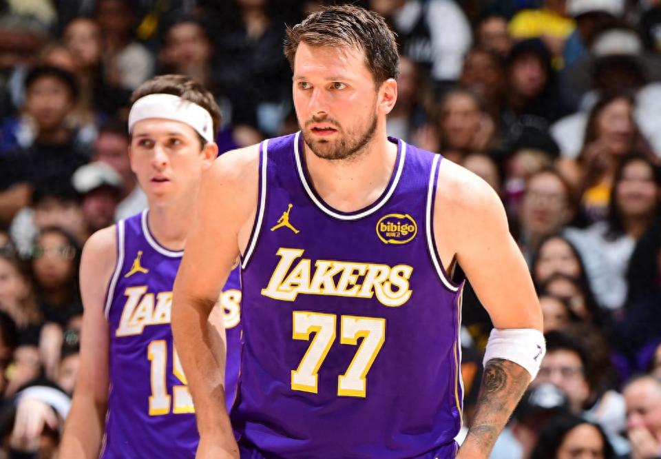 Luka Doncic và Austin Reaves đặt mục tiêu trở lại trong playoffs! Chuyên gia y tế giải thích phương pháp điều trị tại Châu Âu: Khả năng trở lại sau khoảng 3 tuần