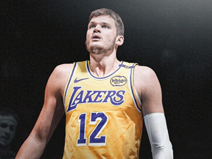 Nguồn tin cho biết Lakers sẽ dốc toàn lực theo đuổi Kessler mùa hè này! Jazz chỉ sẵn sàng trả mức lương 25 triệu USD mỗi năm, thấp hơn nhiều so với kỳ vọng của cầu thủ