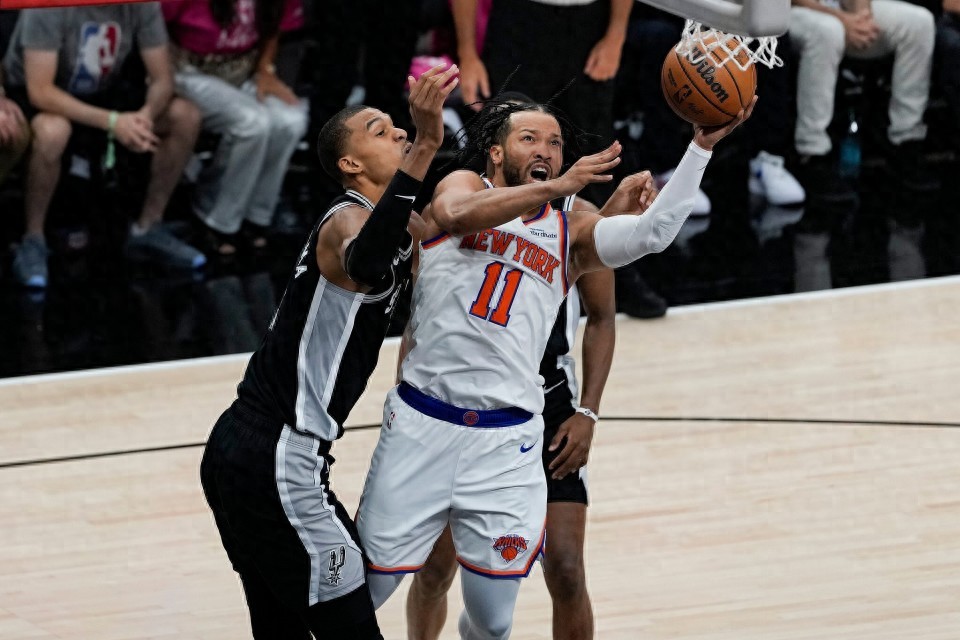 Trang web chính thức cập nhật bảng xếp hạng FMVP: Brunson đứng đầu, Knicks chiếm ba vị trí dẫn đầu, Wembanyama chỉ xếp thứ năm