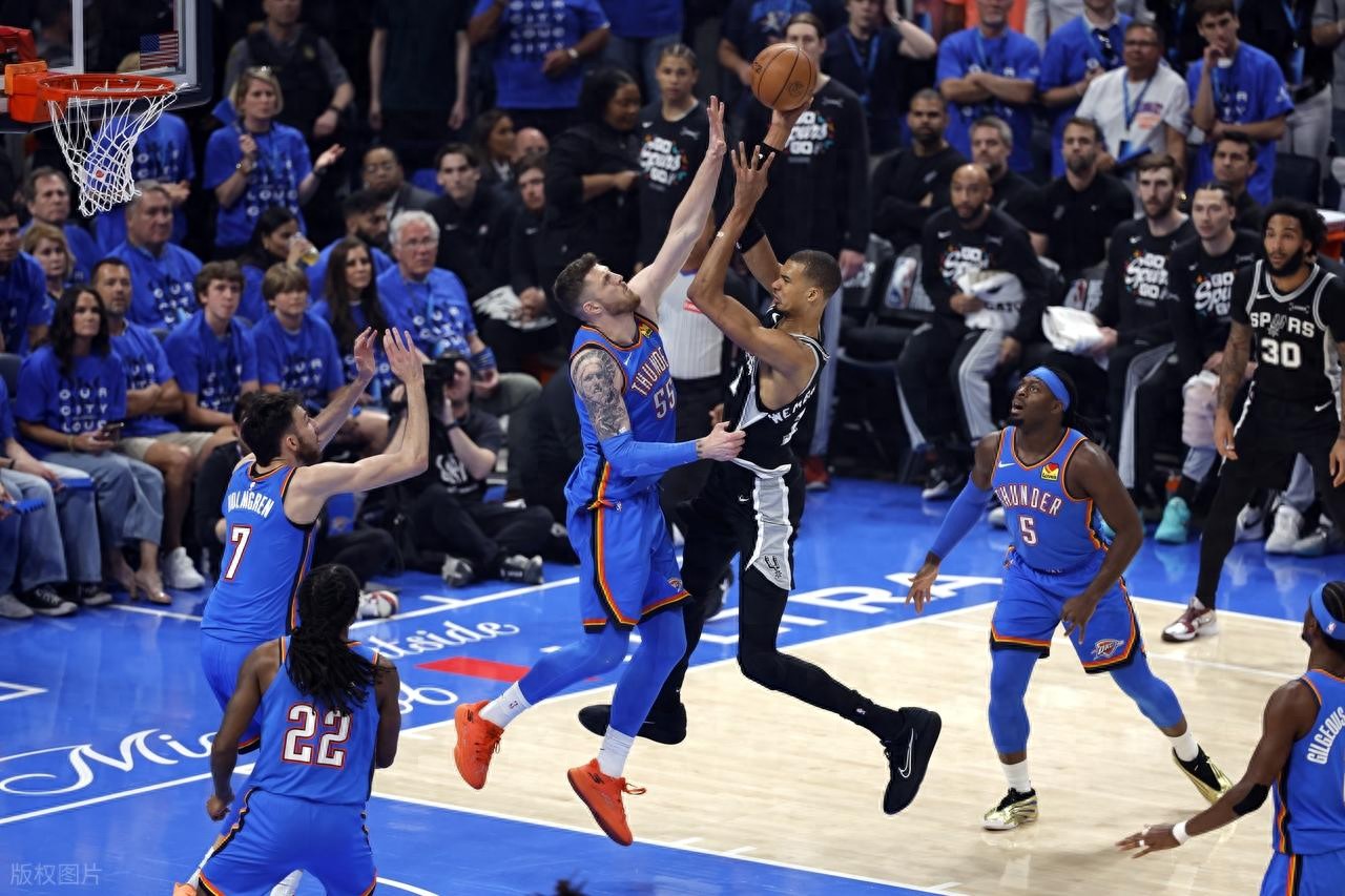 Sau 12 năm, lại vào chung kết! Wembanyama giành MVP chung kết miền Tây, Spurs 4-3 Thunder, sẽ tranh vô địch với Knicks