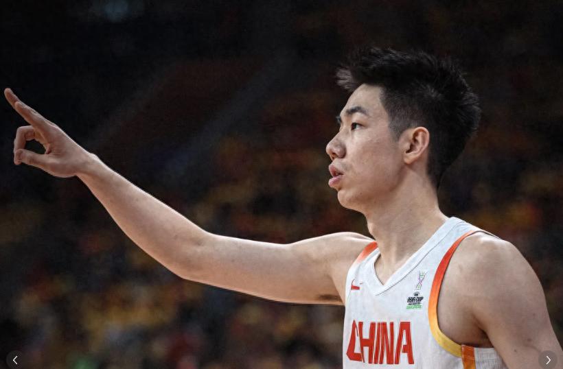 Đinh Ngạn Vũ Hàng, thật là một cầu thủ nội địa “độc nhất vô nhị”.