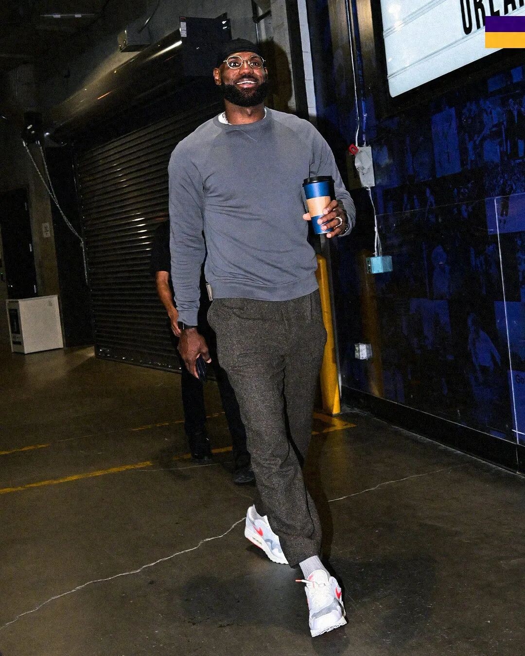 Doncic lại do dự! Từ chối ném cú ném quyết định! Đẩy trách nhiệm cho LeBron, Lakers thua Magic 1 điểm