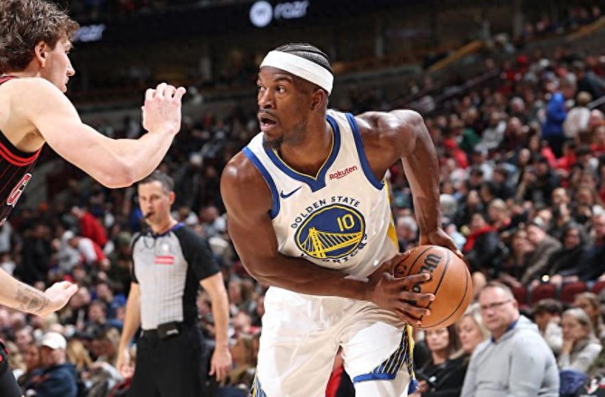 Hiệp cuối ghi 24-2 quá mạnh! Warriors thắng Bulls cách biệt 32 điểm, khiến đối thủ thua liên tiếp 7 trận, Butler dẫn đầu 6 cầu thủ ghi điểm trên 10