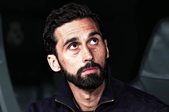 HLV Alvaro Arbeloa: 'Real Madrid sẽ thắng ngược ở trận lượt về'