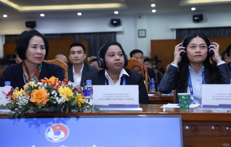 Đại diện FIFA: 'Bóng đá Việt Nam sẽ sớm quay lại top 100 thế giới'