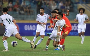 Đội tuyển Việt Nam còn 'vết gợn' sau trận thắng Bangladesh