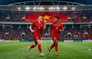 NÓNG: 2 sao Việt kiều mới toanh dự FIFA ASEAN Cup cùng ĐT Việt Nam