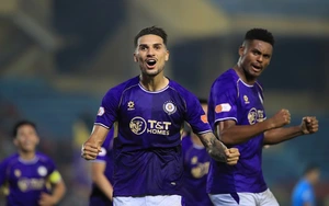 Hoàng Hên tỏa sáng, Hà Nội FC thắng đậm ở vòng 18 V-League