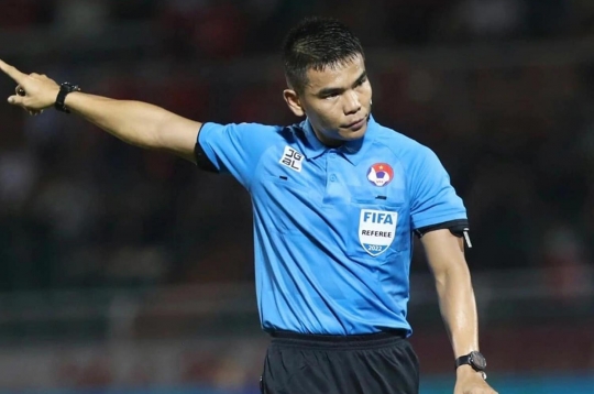 Trọng tài FIFA Thái Lan sang Việt Nam, bắt trận 'derby' thủ đô cực nóng