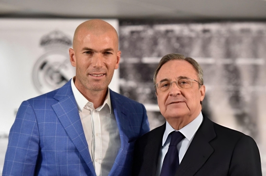 Zinedine Zidane tái xuất Bernabeu