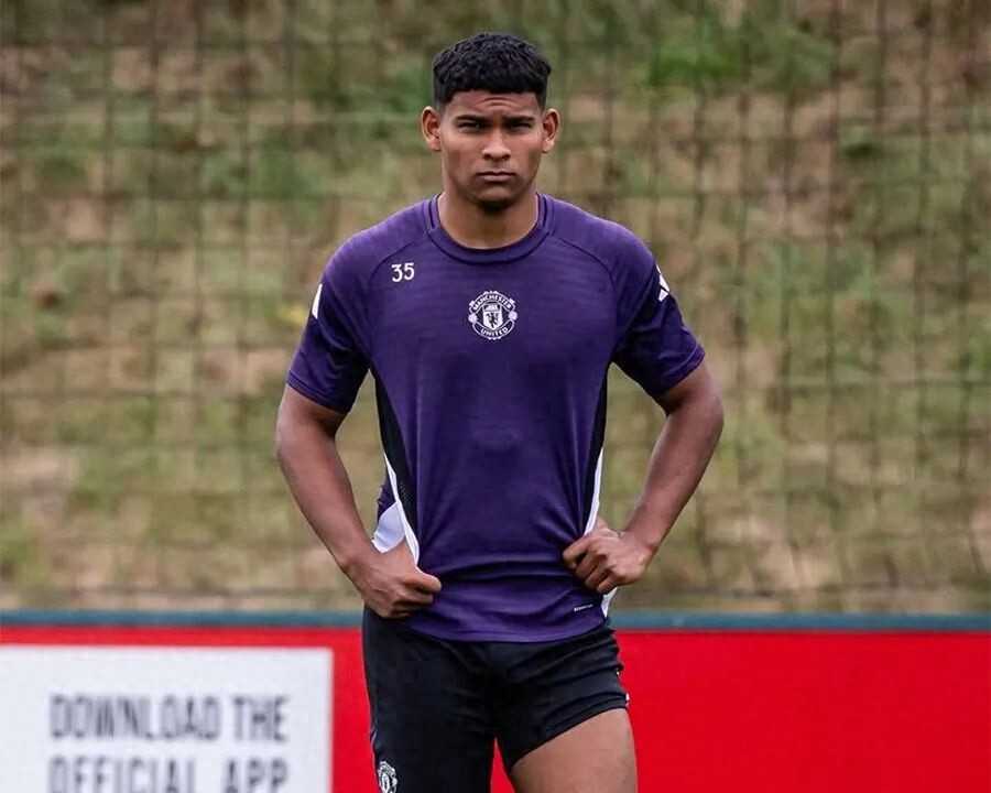 Tân binh trị giá 7 triệu của Man Utd bị lãng quên, muốn thay thế Malacia! Không sống trong biệt thự chỉ để ngắm nhìn sân Old Trafford từ xa