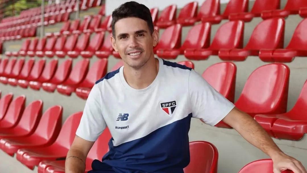 Nghỉ hưu không phải là điểm kết, Oscar có thể học theo “Chim Bạo Lực” để chuyển mình lộng lẫy