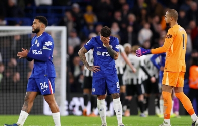 Newcastle gây địa chấn tại Stamford Bridge, Chelsea cay đắng rời xa top 4