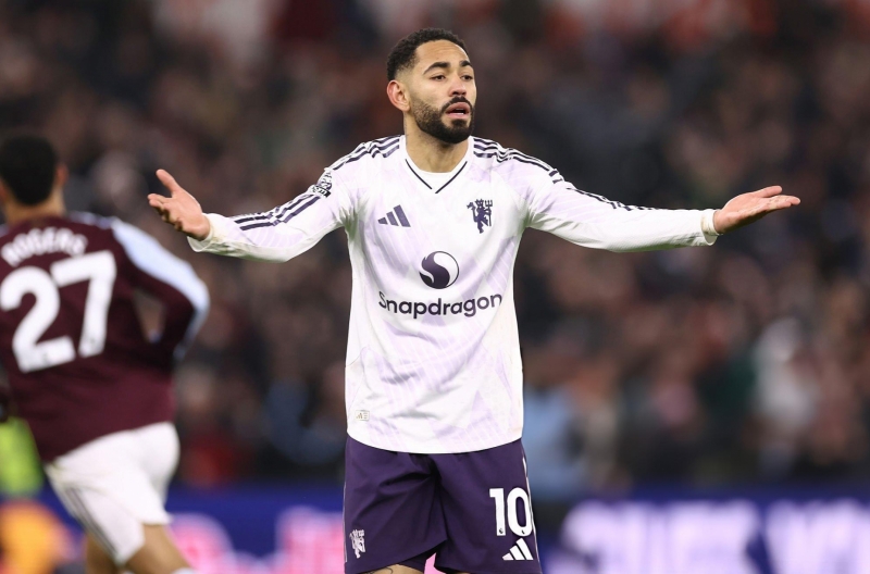 MU bị bỏ lại trong cuộc đua top 4 Ngoại hạng Anh