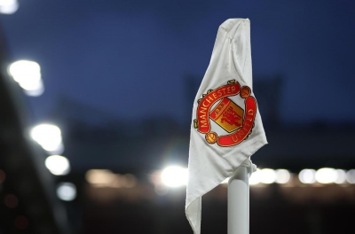 Thần đồng '100 năm có 1' của MU bị cấm thi đấu tại Premier League