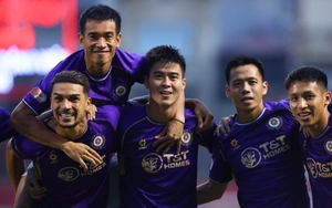 Hà Nội FC tăng kịch tính cho cuộc đua Top 3 V-League