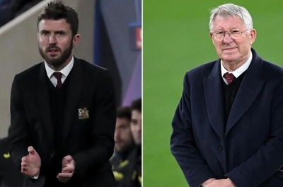 Carrick thừa nhận một điều sau khi Sir Alex nhập viện