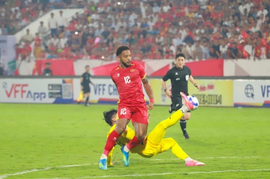 Nhà báo Malaysia: 'Nhập tịch không giúp vượt Việt Nam'