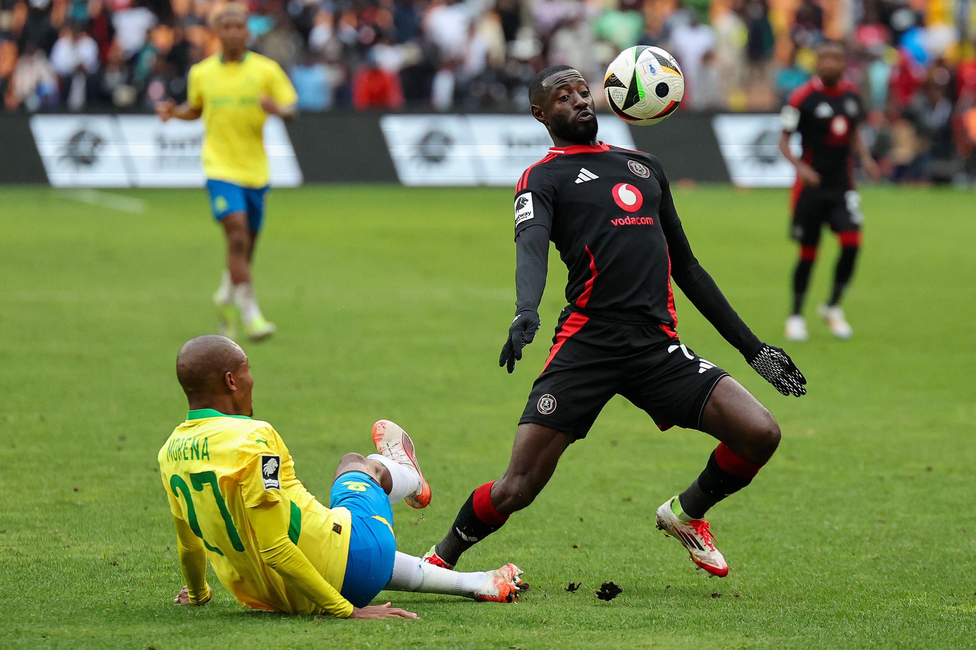 Những con số ấn tượng đằng sau ngôi sao ít được biết đến của Orlando Pirates