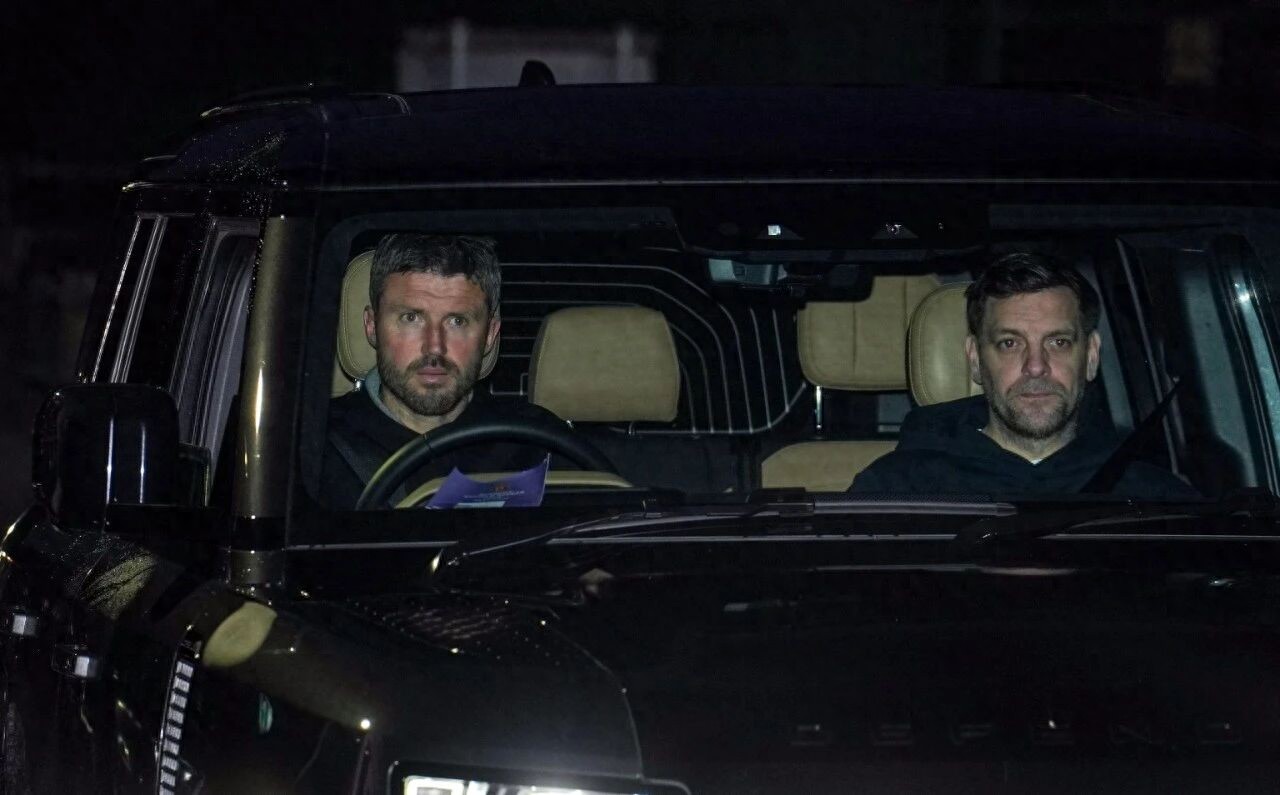 Thu nhập của Carrick khi dẫn dắt Man United được tiết lộ! Amorelin từng muốn từ chức, nhưng người đại diện nói đừng để Sir Jim bị thiệt thòi