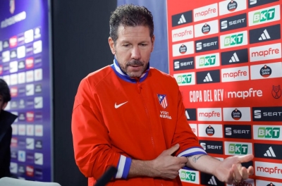 Nóng: Thêm 2 huyền thoại Madrid xác định ra đi vào hè 2026