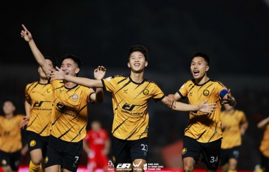 Vòng 13 V-League: Địa chấn xảy ra, liên tiếp bất ngờ