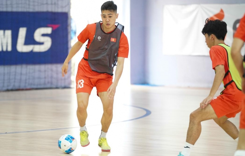 Tuyển Việt Nam sẵn sàng đấu Thái Lan ở VCK châu Á