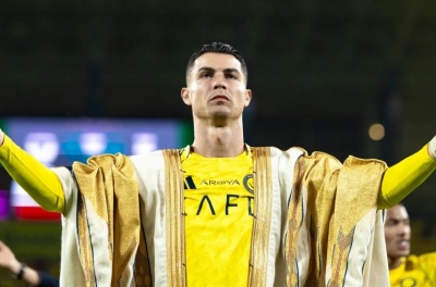 Ronaldo tiếp tục khiến cả Saudi Arabia dậy sóng
