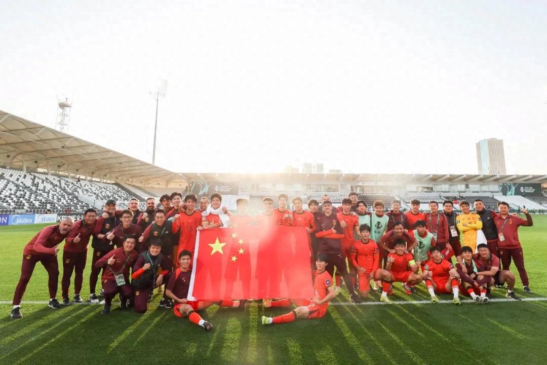 Ghi thêm một bàn, thắng một trận, giành năm điểm! Đội tuyển U23 Trung Quốc tạo nên lịch sử