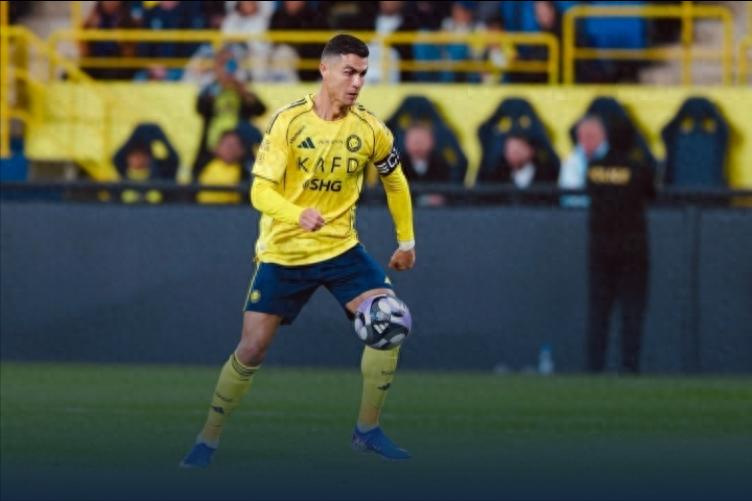 C.Ronaldo từng bước tiến gần đến cột mốc 1000 bàn thắng. Sau 3 vòng đấu, đội bóng thua 3 trận, mất 8 điểm và kém đội đầu bảng 4 điểm. Vòng tới sẽ làm khách trước Al Hilal.