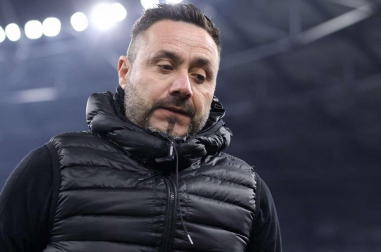 Cú sốc đầu tiên cho HLV mới khi nhậm chức tại Tottenham