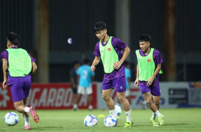 HLV Brazil gọi 28 cầu thủ lên tuyển Việt Nam, sẵn sàng tranh vé vào bán kết giải Đông Nam á