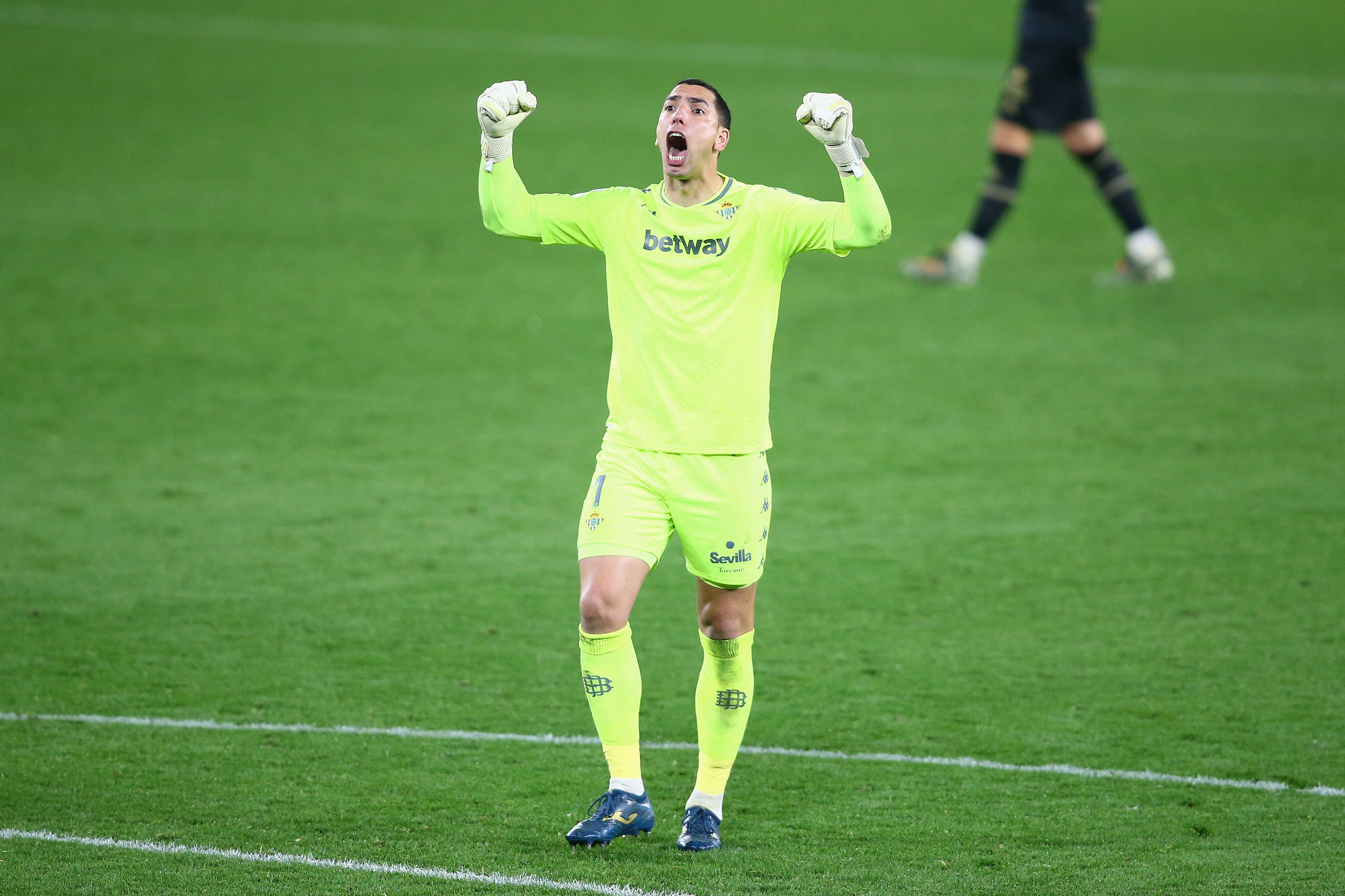ĐỘC QUYỀN: Joel Robles về chiến thắng FA Cup, Simeone, thành công của Betis &amp; Roberto Martinez