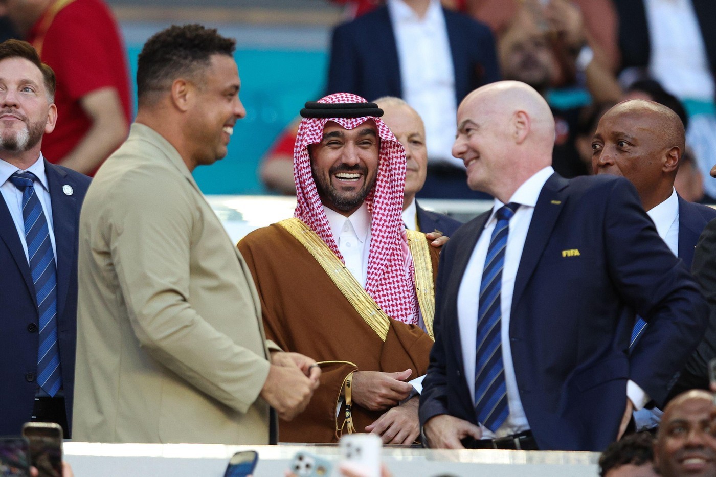 Các hiệp hội bóng đá Ả Rập tiếp tục bày tỏ sự ủng hộ dành cho Chủ tịch FIFA Gianni Infantino.
