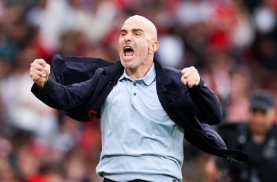 HLV Man City chỉ thẳng ngôi sao MU xứng đáng nhận thẻ đỏ ở derby