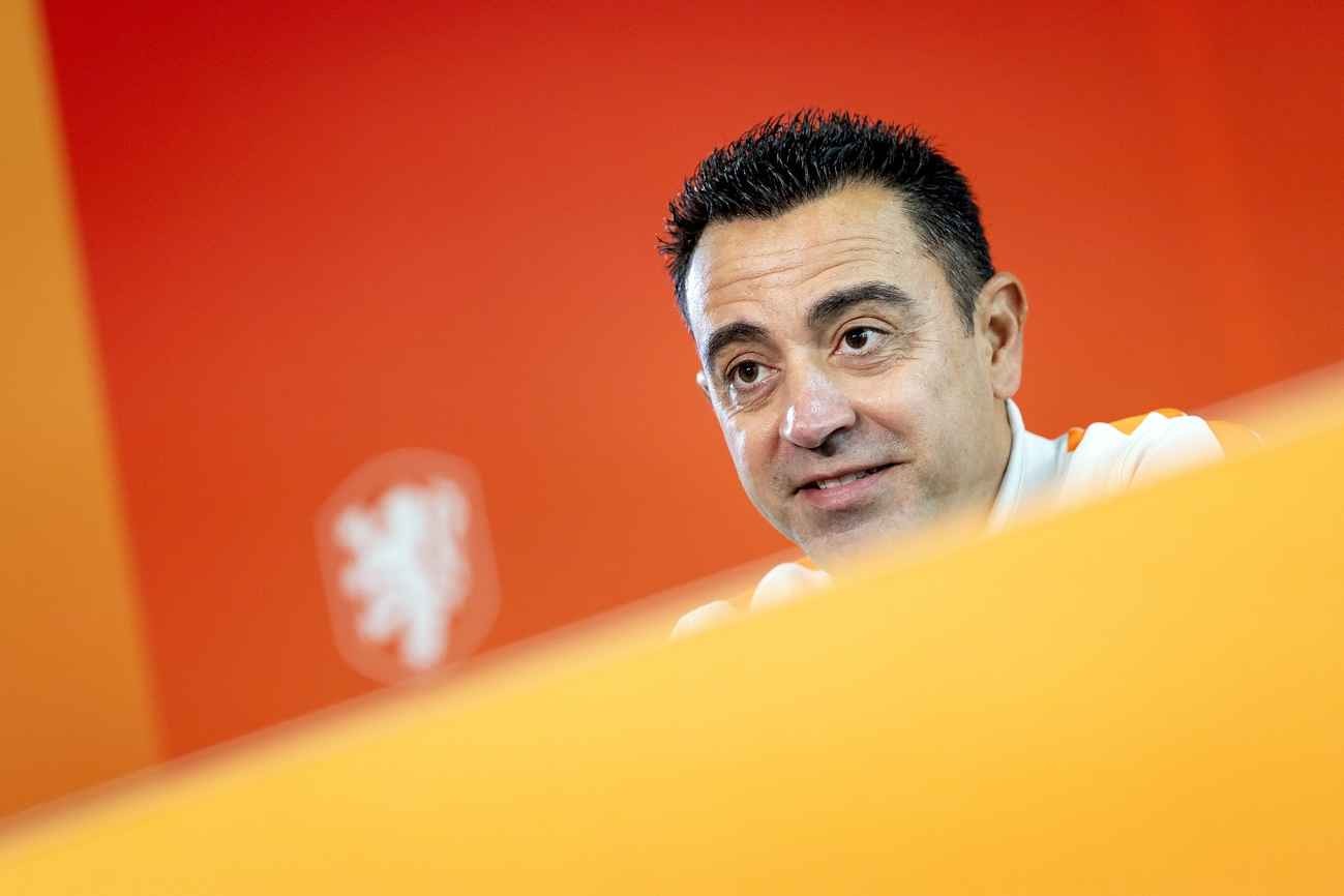 Hà Lan tìm đến Xavi để khôi phục những giá trị bóng đá truyền thống