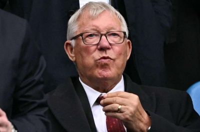 NÓNG: Sir Alex Ferguson nhập viện