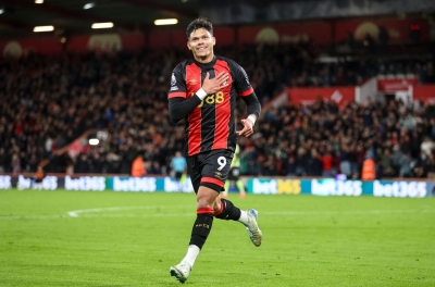 Bournemouth hòa Sunderland, cuộc đua giữa bảng Ngoại hạng Anh thêm nóng