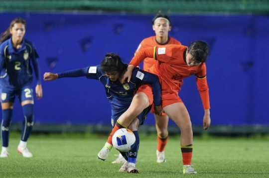 Thái Lan lộ điểm yếu sau trận thua thảm, nguy cơ tan mộng World Cup