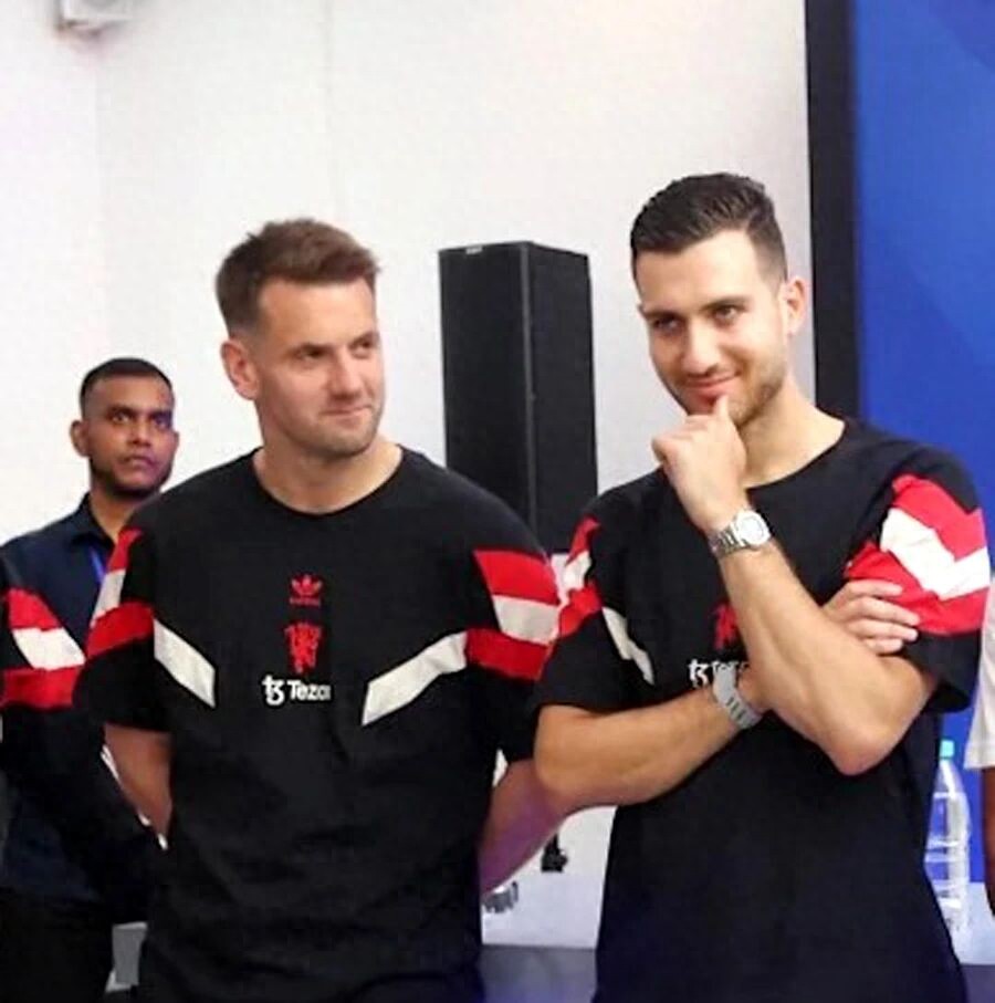 Manchester United công bố danh sách 25 cầu thủ tập huấn, một trụ cột bị bệnh và hai người bị thương trở lại! Tiểu yêu không được chọn do đấu với Real Madrid