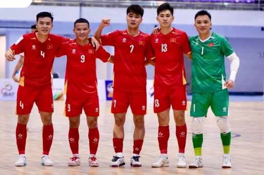 ĐT Việt Nam đại thắng Myanmar 4-0 trong ngày ra quân giải Đông Nam Á