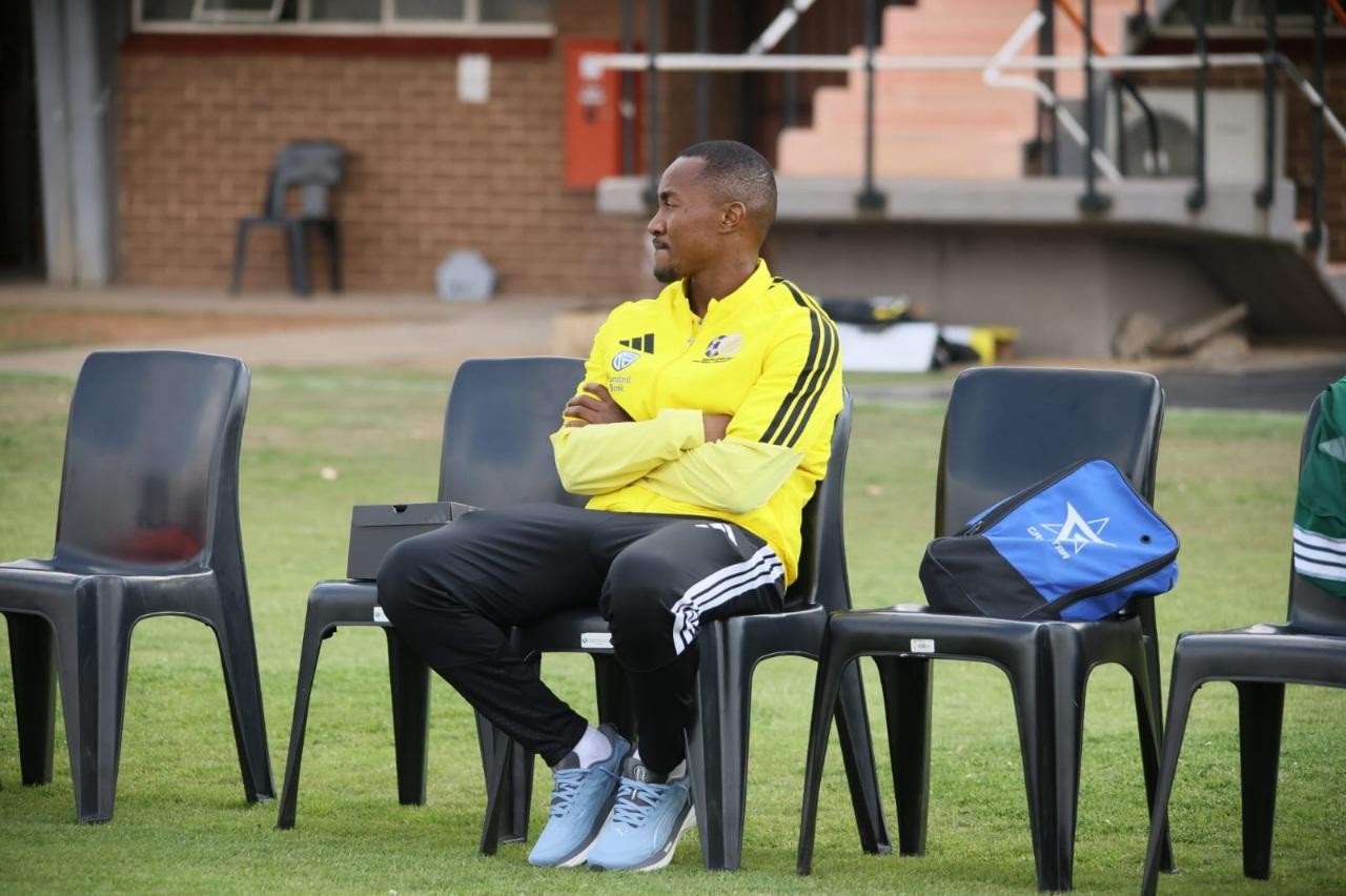 Ngôi sao Orlando Pirates thay thế Lebo Maboe trong đội hình Bafana Bafana.