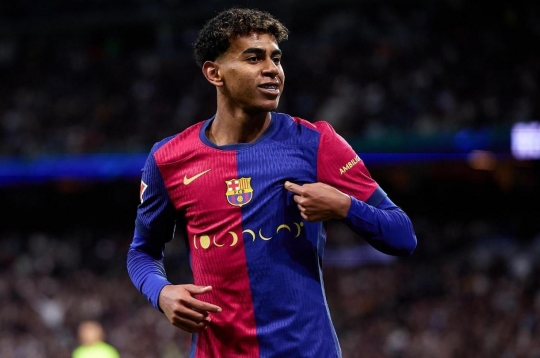 Lamine Yamal khiến Barca mừng rỡ tột cùng