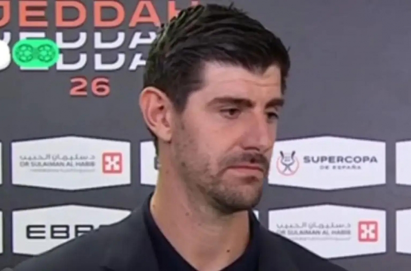 Thua cay đắng, Thibaut Courtois vẫn chỉ thẳng 'cơn ác mộng' của Barca