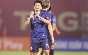 Tin nóng bóng đá Việt hôm nay 15/4: CAHN gia hạn hợp đồng với Thành Long; CLB Thanh Hóa tổn thất lực lượng