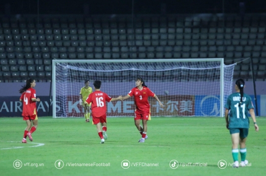 Tuyển Việt Nam tái lập kỳ tích lịch sử, lần thứ 2 vào tứ kết châu Á