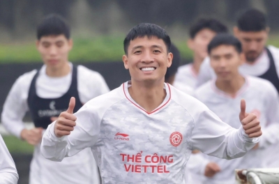 Trực tiếp Hải Phòng vs Viettel: Văn Khang dự bị