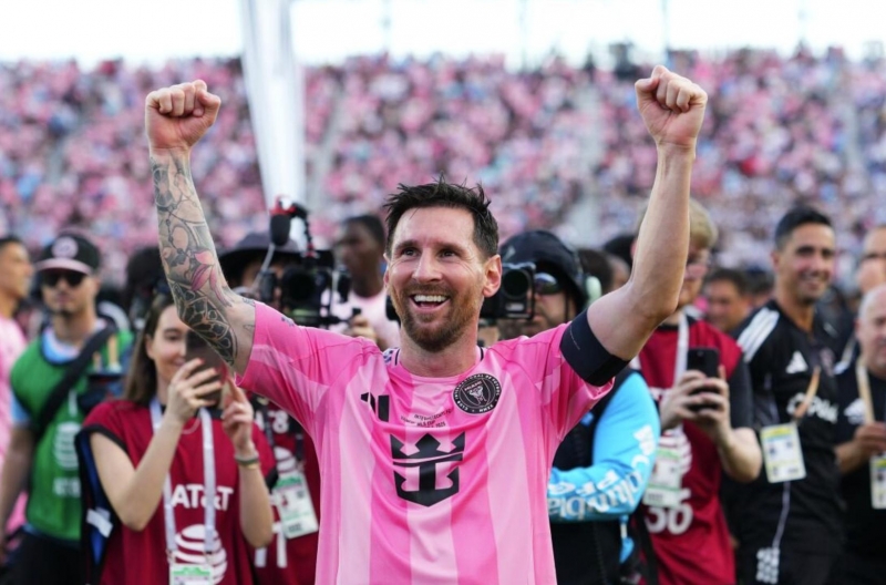 Messi nghẹn lời khi đưa Inter Miami vô địch MLS Cup lịch sử