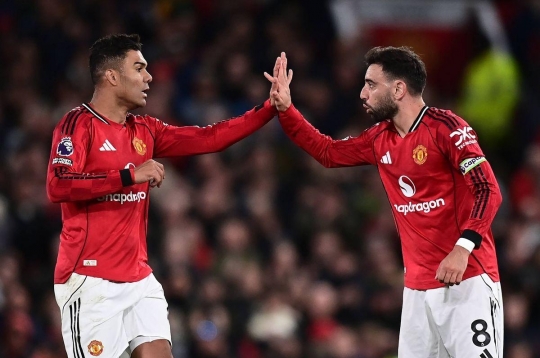 Bruno Fernandes gửi thông điệp đanh thép giữa tin đồn rời MU
